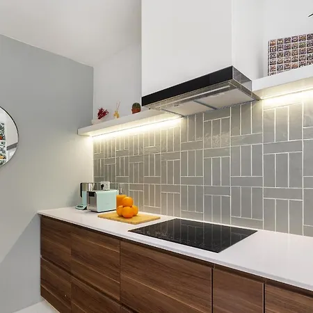 Whome Downtown Modern Masterpiece W/ River Views Lissabon