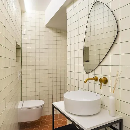 Whome Downtown Modern Masterpiece W/ River Views Apartment